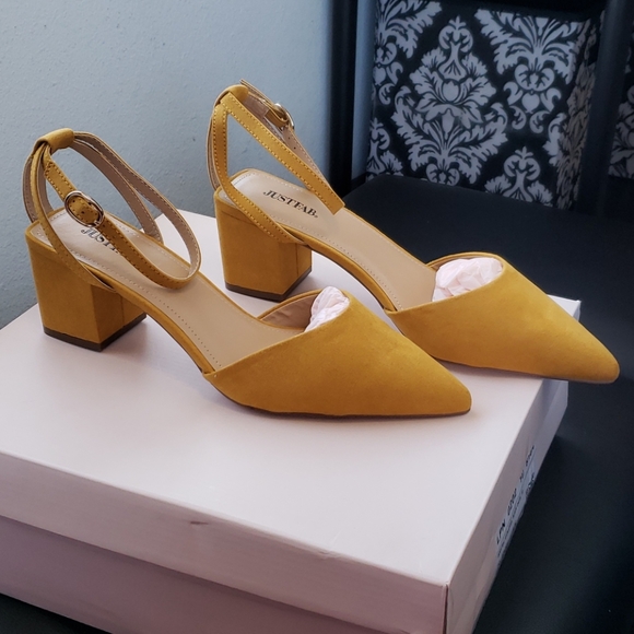 New in original packaging and box - Picture 2 of 6